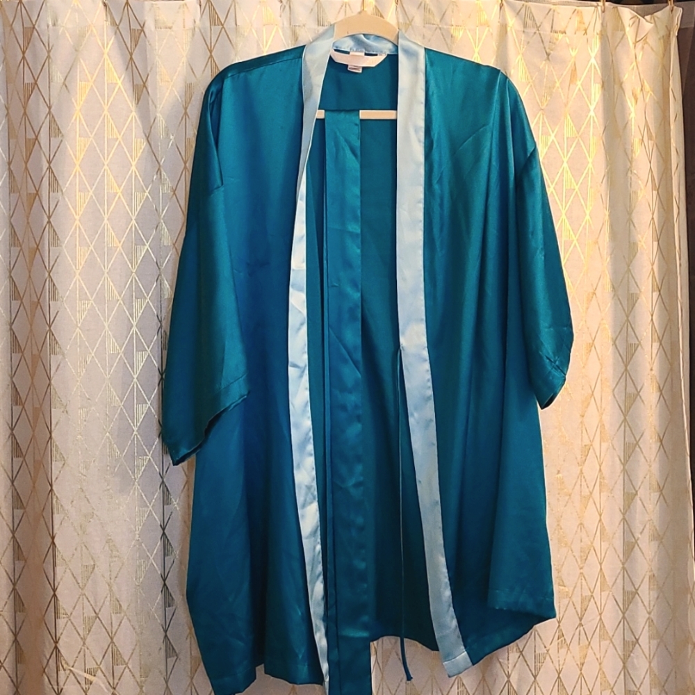 Vintage Victoria's Secret Robe O/S